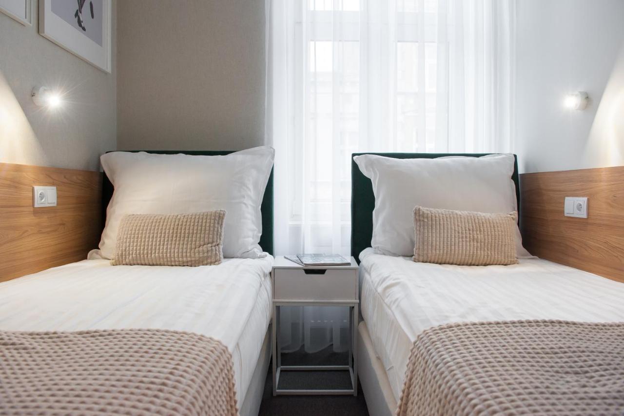 Hotel Awo Gniezno Luaran gambar