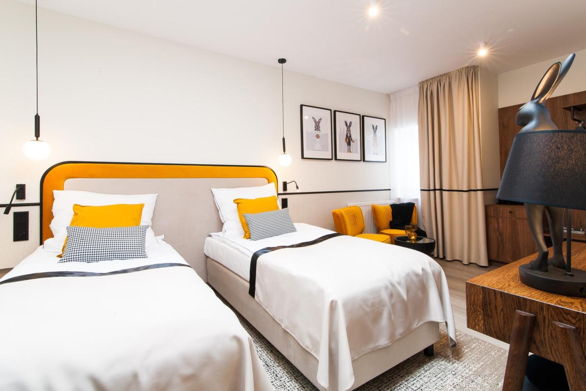 Hotel Awo Gniezno Luaran gambar