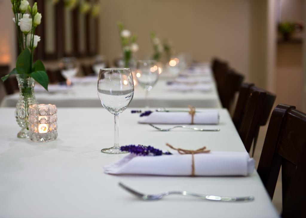 Hotel Awo Gniezno Luaran gambar