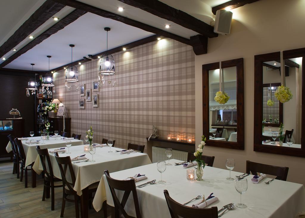 Hotel Awo Gniezno Luaran gambar