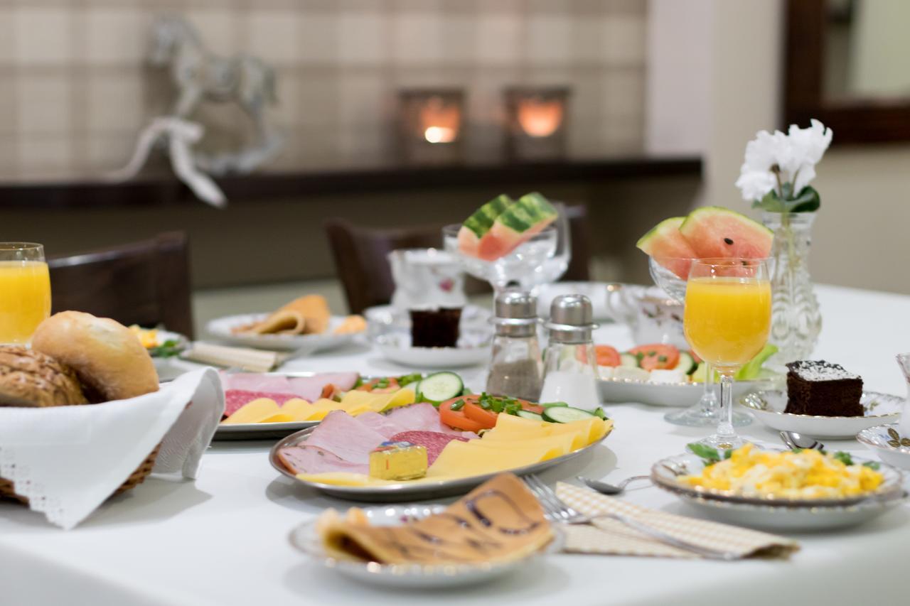 Hotel Awo Gniezno Luaran gambar