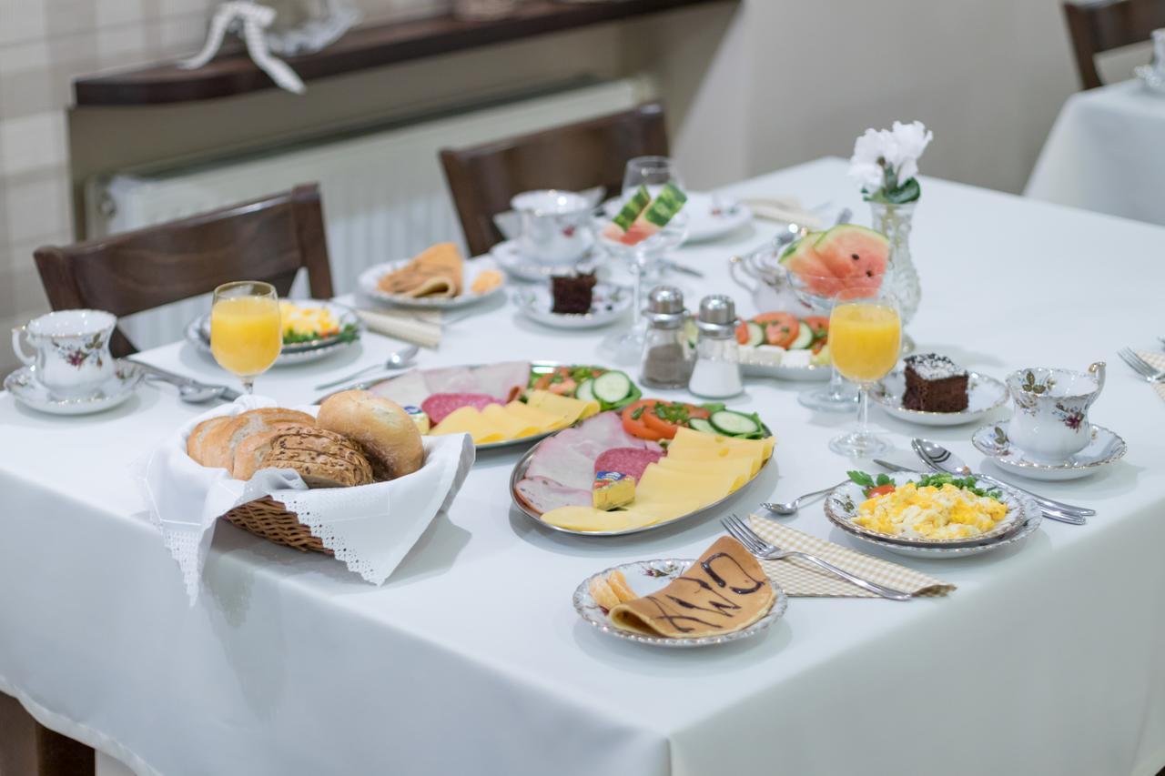 Hotel Awo Gniezno Luaran gambar